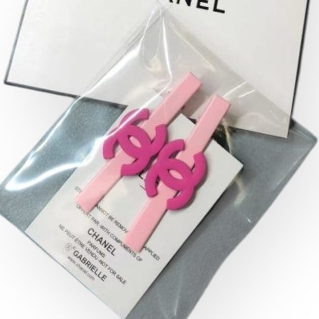 2Pc Set Pink Hot Pink CC Logo Long Rectangle Hair Clips | Beaute