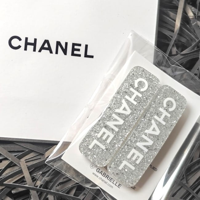 2Pc Large Silver Shimmer Wide Rectangle Hair Clips | Beaute