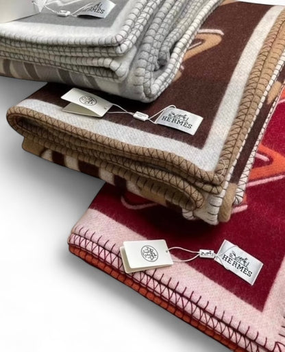 Custom Red, Grey, Or Brown Tatersale Wool | VIP/GWP