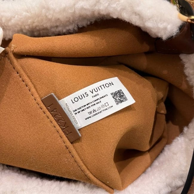 Suede Fur Carryall Bag, Strap, w/ Box | VIP/GWP