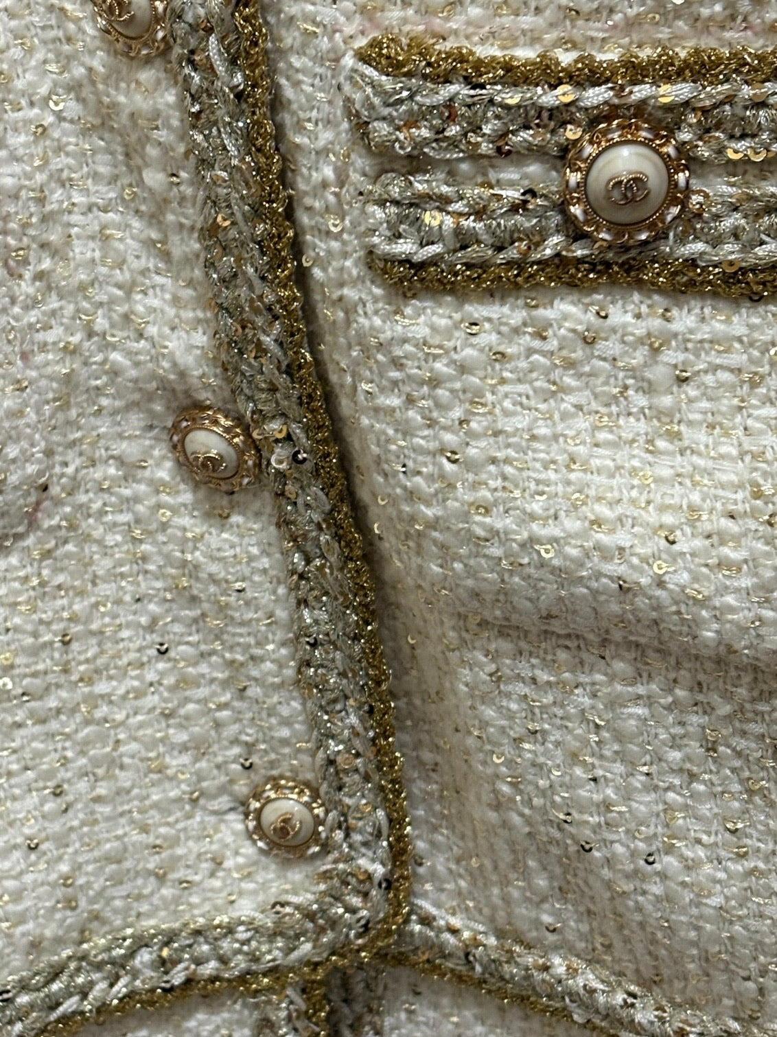 Cream Gold Detailed Tweed Button Up U.L Jacket | VIP/GWP