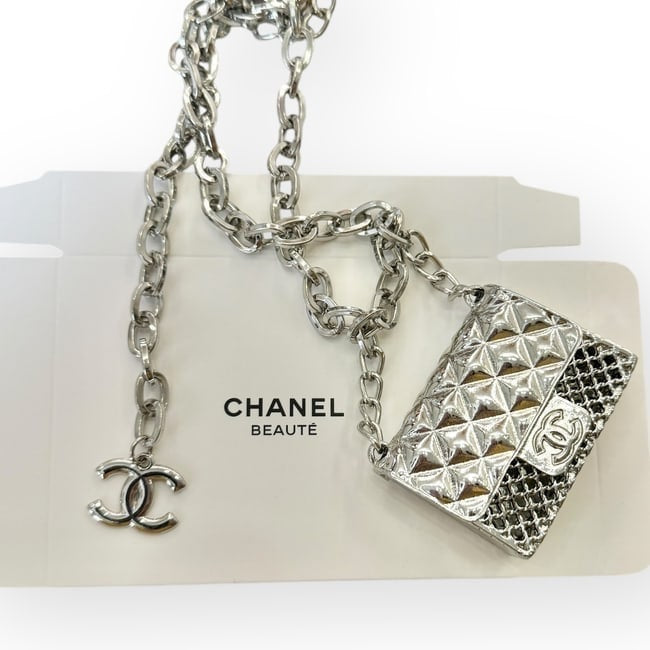 Silver Chain With Bag Charm Belt | VIP/GWP