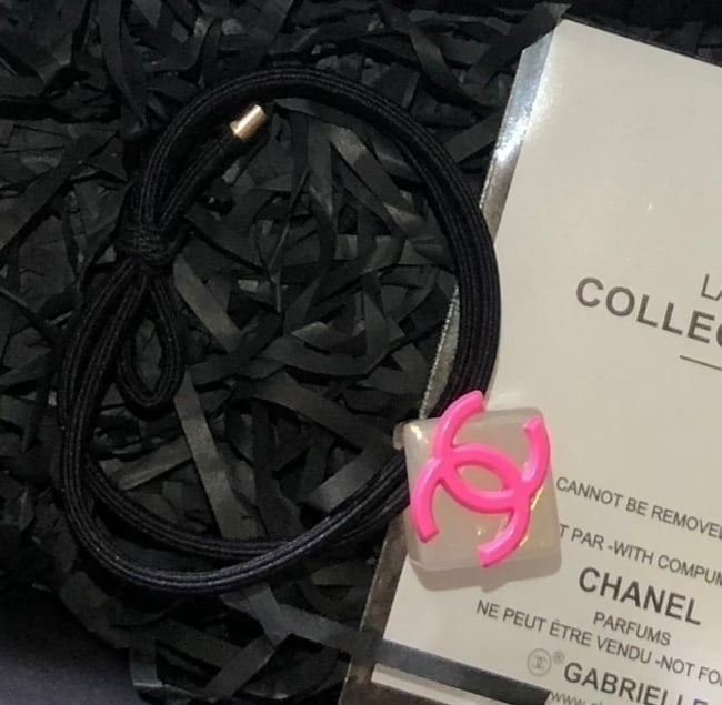 Clear Pink Cube CC Logo Hair Tie | Beaute