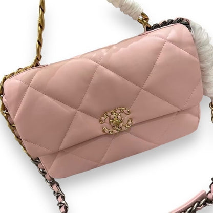 Pink Quilted 19 Shoulder Bag w/ Box | VIP/GWP