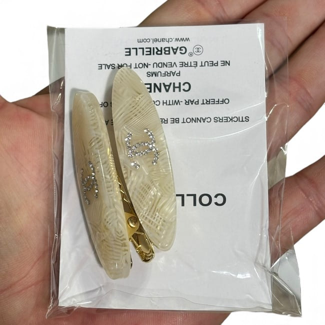 2Pc White Shimmer Rhinestone CC Long Oval Hair Clips | Beaute