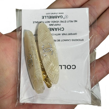 2Pc White Shimmer Rhinestone CC Long Oval Hair Clips | Beaute