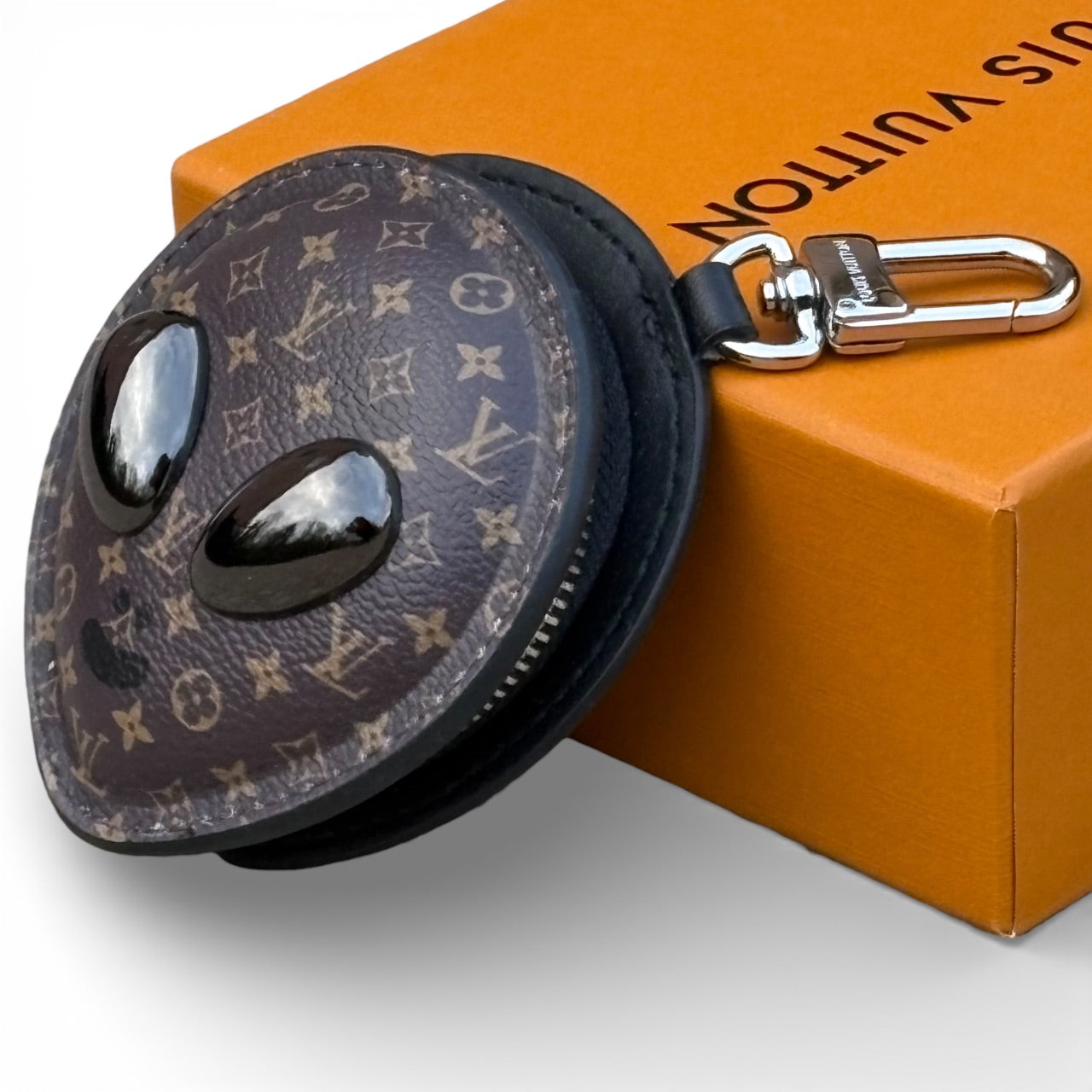 Brown Monogram Alien Bag Charm Key Chain | VIP/GWP