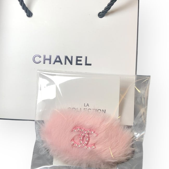 Pink Fur Pink & Rhinestone CC Oval Hair Clips | Beaute