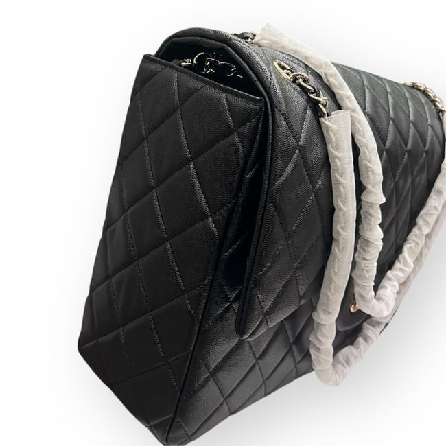 XL Black Quilted Classic Flap w/ Gift Bag | VIP/GWP