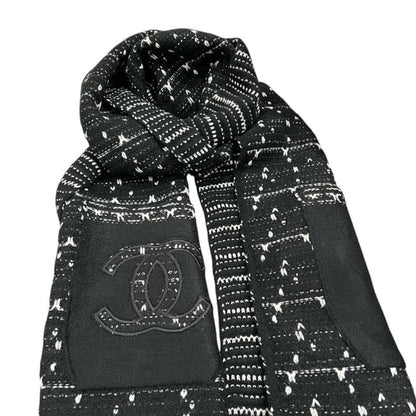 Black & White CC Scarf With Pockets w/ Box | VIP/GWP