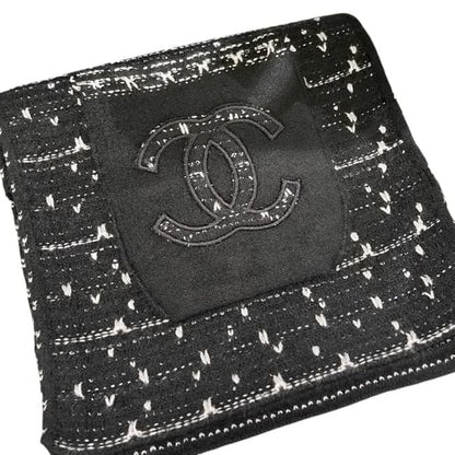 Black & White CC Scarf With Pockets w/ Box | VIP/GWP
