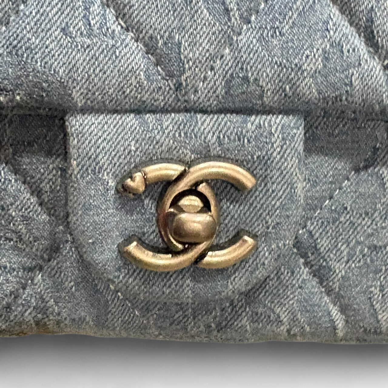 Denim Silver Quilted Floral Print Classic Classic Flap Bag | VIP/GWP