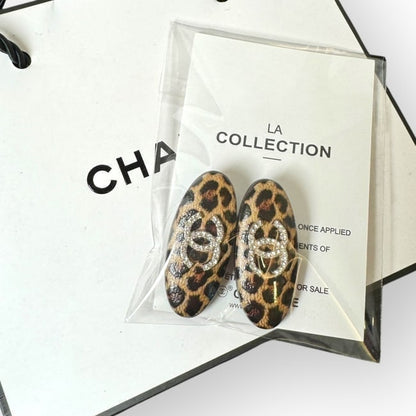 2Pc Leopard Print Rhinestone CC Oval Hair Clips | Beaute