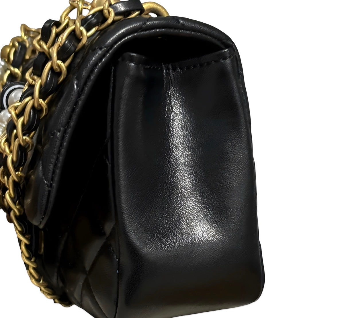 Quilted Mini Maxi Bag w Charm Pearl Detail | VIP/GWP