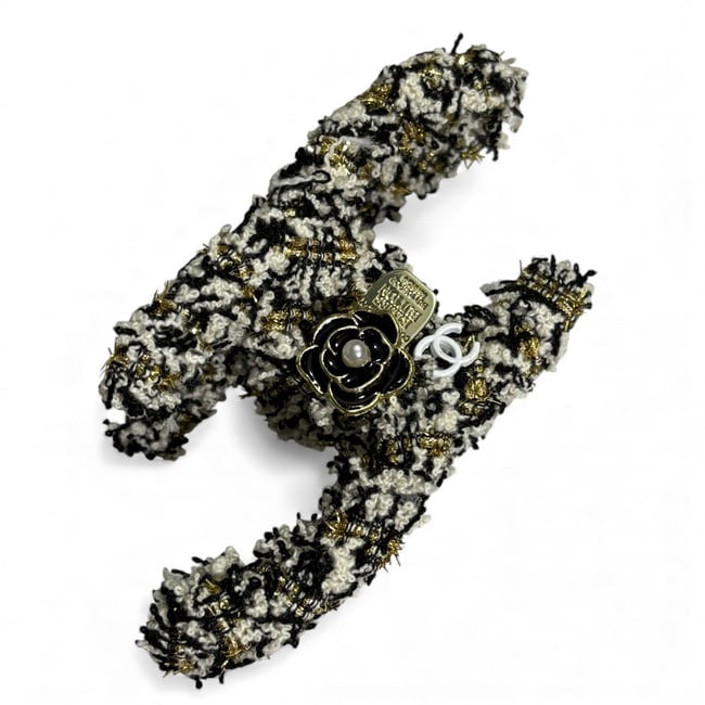 2Pc White Black Tweed Hair Clips Claws | Beaute
