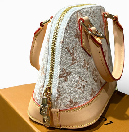 Dune Nano Alma Bag, Handle Keepers Charms | VIP/GWP
