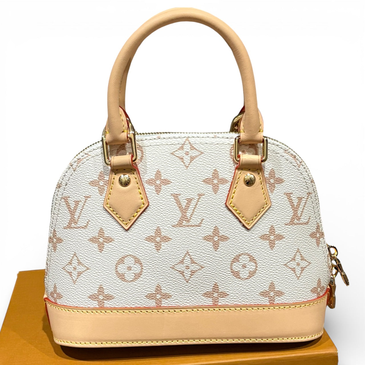 Dune Nano Alma Bag, Handle Keepers Charms | VIP/GWP