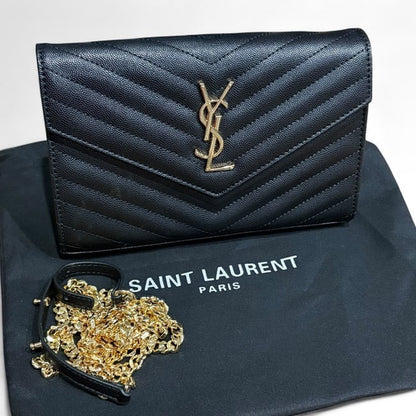 Black Wallet On Chain w/ Box Bag | VIP/GWP