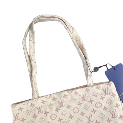 White Pink Soft Wool Monogram Pattern U.L Tote | VIP/GWP