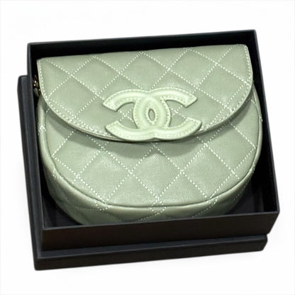 Quilted Seafoam Green Messenger Bag & Dust | VIP/GWP