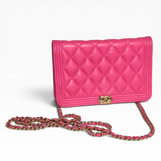 CHANEL Boy Wallet On Chain (WOC)