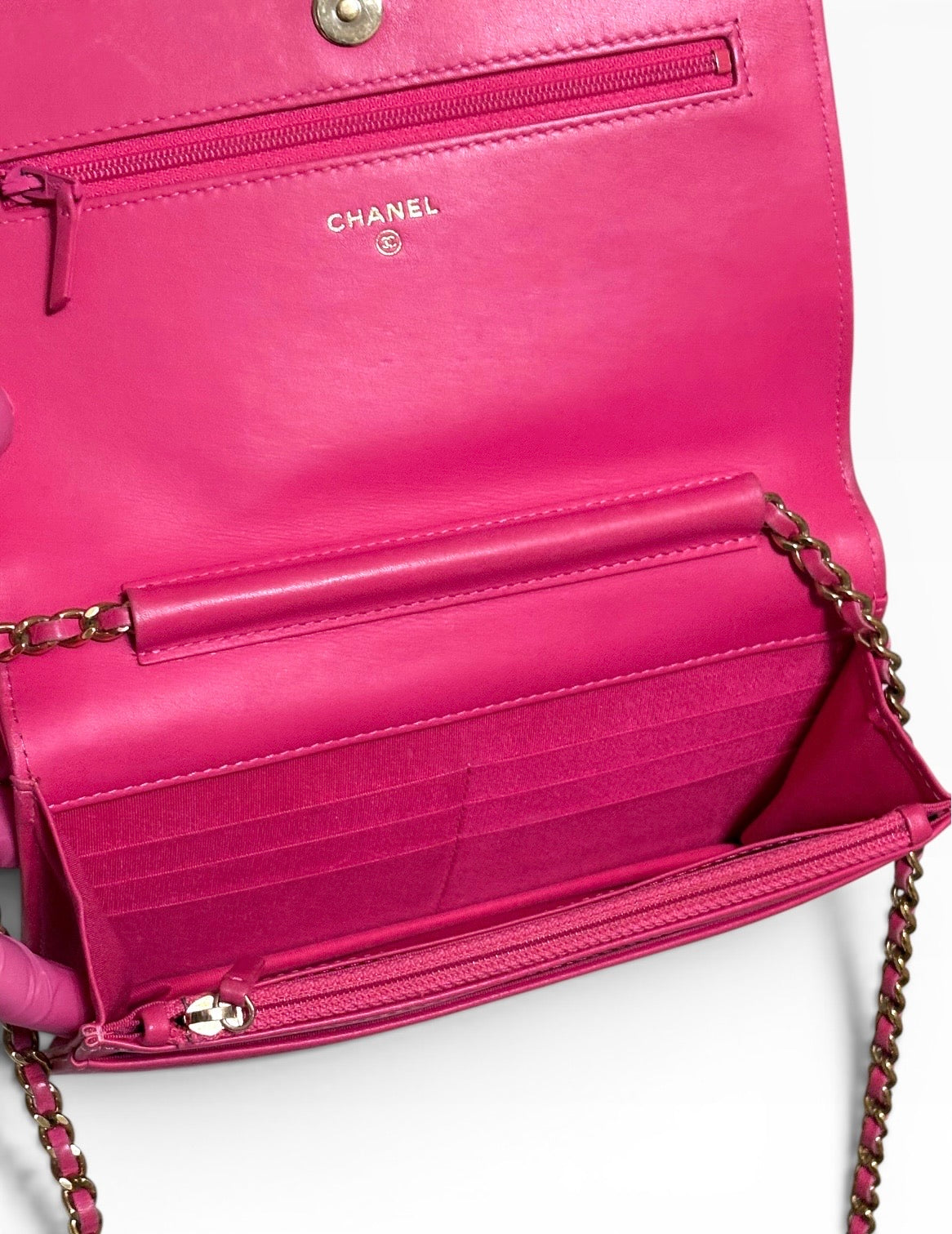CHANEL Boy Wallet On Chain (WOC)