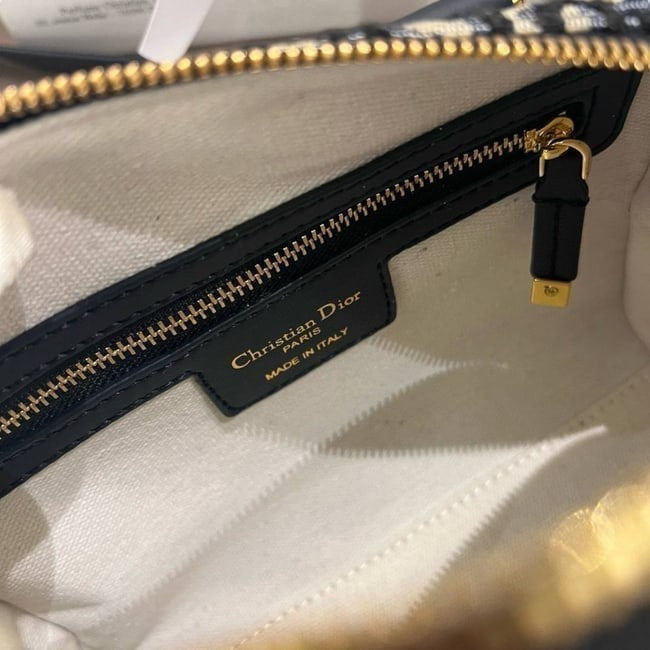 Oblique Jacquard Nano Groove Bag w/ Box | VIP/GWP