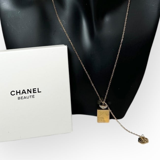 Perfume Bottle Rhinestone Lid Gabrielle Necklace | VIP/GWP