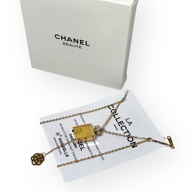 Perfume Bottle Rhinestone Lid Gabrielle Necklace | VIP/GWP