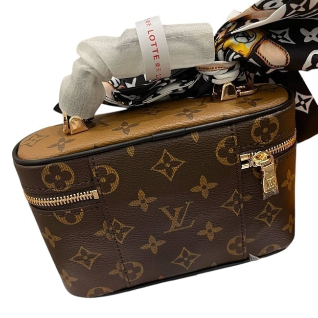 Reverse Monogram Black Long Vanity Case, Strap | VIP/GWP