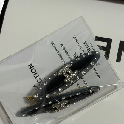 2Pc Large Black Rhinestone CC Logo Hair Clips | Beaute